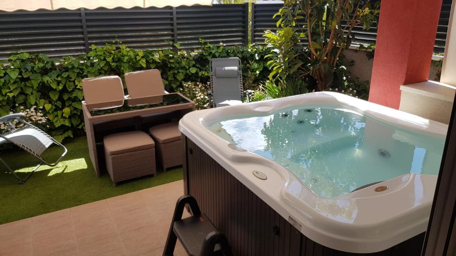 Salvia Apartment With Private Jacuzzi Split Kültér fotó